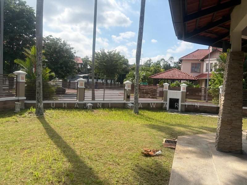 Rumah Berkembar untuk Dijual di Bukit Jelutong (Shah Alam) - muharni sawarin - Exterior - PropertyGuru.com.my