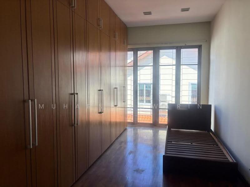 Rumah Berkembar untuk Dijual di Bukit Jelutong (Shah Alam) - muharni sawarin - Bedroom - PropertyGuru.com.my