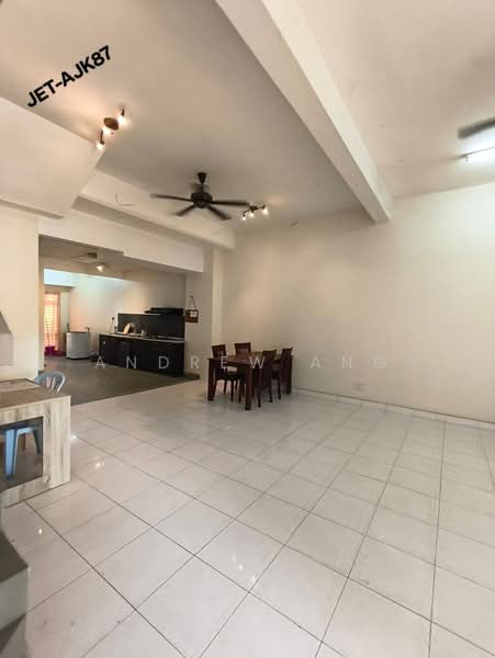 Rumah Teres 2-Tingkat untuk Disewa di Setia Impian (Setia Alam) - Andrew Ang - Living Room - PropertyGuru.com.my