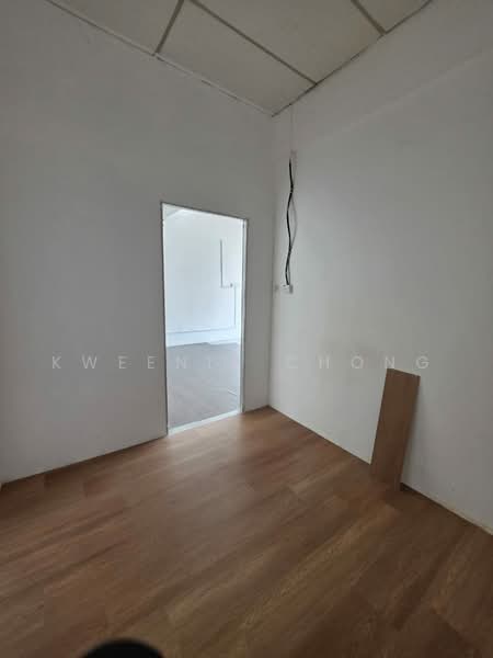Shop for Rent in Taman Puncak Jalil (Seri Kembangan) - Kweenie Chong - PropertyGuru.com.my
