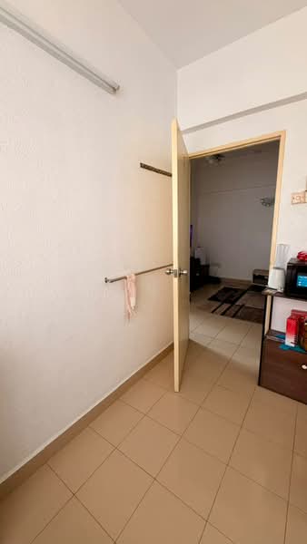 Flat for Rent at Taman Sri Pinang - LAU . - Living Room - PropertyGuru.com.my