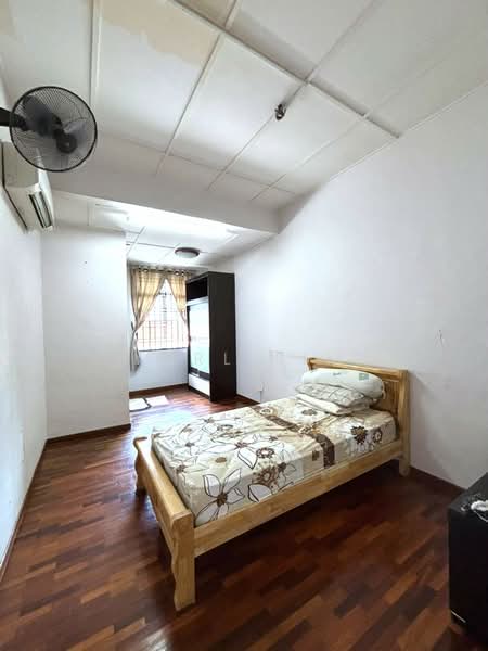 Rumah Teres 2-Tingkat untuk Dijual di Taman Setia Indah (Tebrau) - Karl Lim - Bedroom - PropertyGuru.com.my