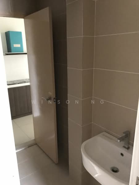 Servis Apartment untuk Disewa di Maisson - Winson Ng - Bathroom - PropertyGuru.com.my