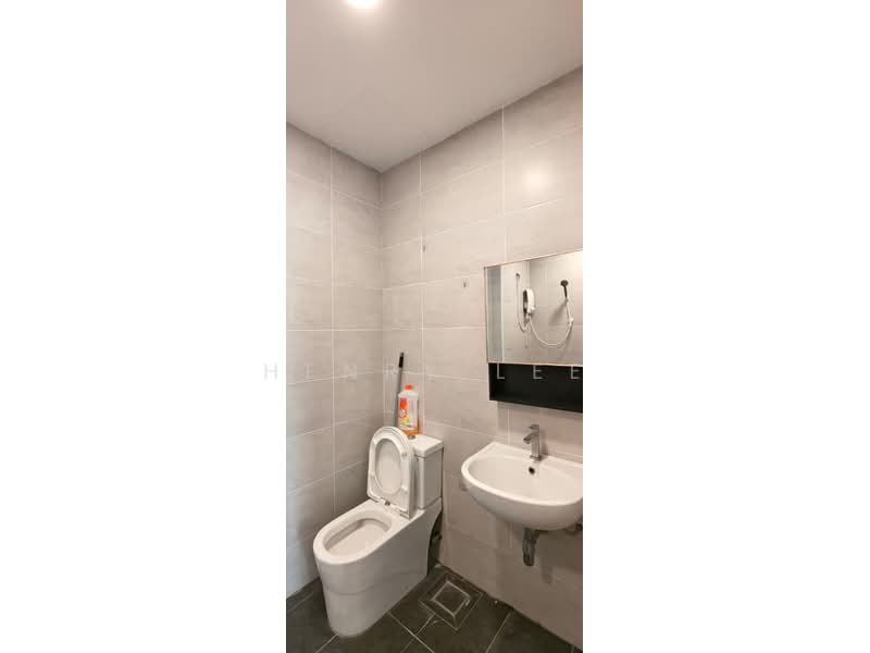 Kediaman Servis untuk Disewa di B11 Parkland Residence - Henry Lee - Bathroom - PropertyGuru.com.my