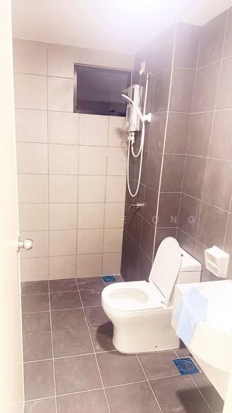Kondominium untuk Disewa di TreeO - Jinelle Ong - Bathroom - PropertyGuru.com.my