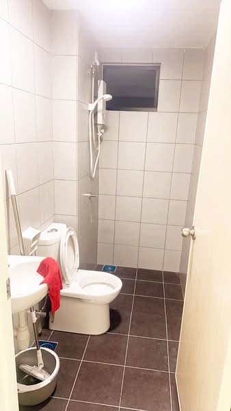 Kondominium untuk Disewa di TreeO - Jinelle Ong - Bathroom - PropertyGuru.com.my