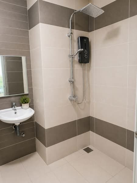 Kondominium untuk Disewa di Saville @ The Park - Jay Selvam - Bathroom - PropertyGuru.com.my