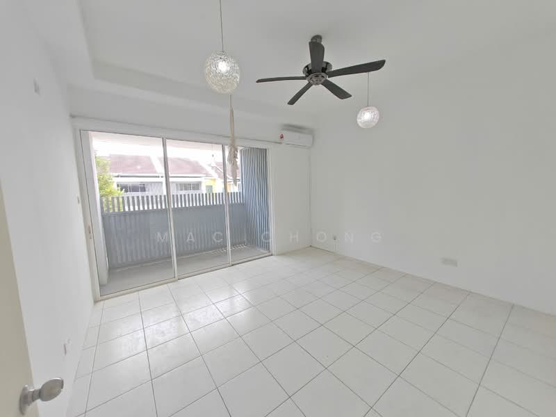 2-storey Terraced House for Rent in Kajang (Selangor) - Mac Chong - Balcony - PropertyGuru.com.my