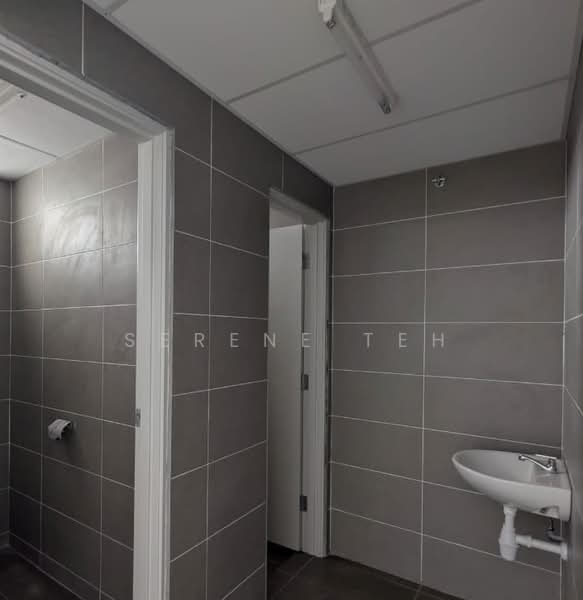 Factory for Sale in Taman Lagenda Putra (Kulai) - Serene Teh - Bathroom - PropertyGuru.com.my