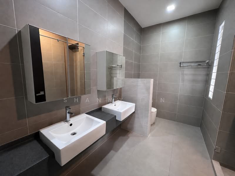 Semi-Detached House for Sale in Bandar Sungai Long (Selangor) - Shanny Tan - Bathroom - PropertyGuru.com.my