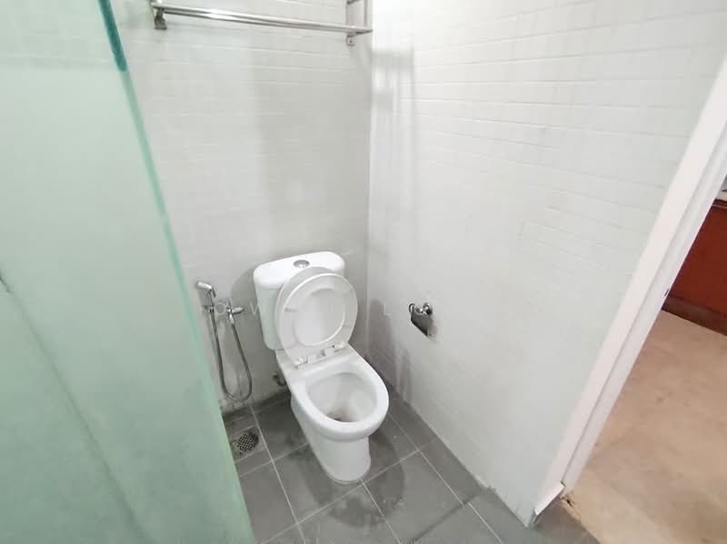 Kondominium untuk Disewa di 10 Semantan Suites - Owen Loke - Bathroom - PropertyGuru.com.my
