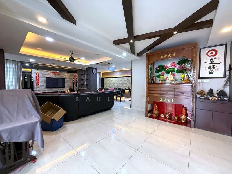 Rumah Teres 2 Tingkat untuk Dijual di Taman Megah Ria (Masai) - Karl Lim - Living Room - PropertyGuru.com.my