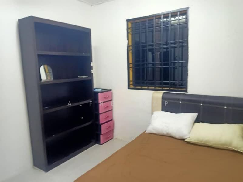 1-storey Terraced House for Rent in Taman Impian Jaya (Senai) - Alfred Yap - Bedroom - PropertyGuru.com.my
