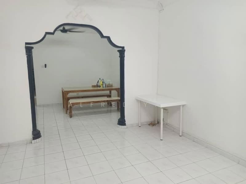 1-storey Terraced House for Rent in Taman Impian Jaya (Senai) - Alfred Yap - Dining Room - PropertyGuru.com.my