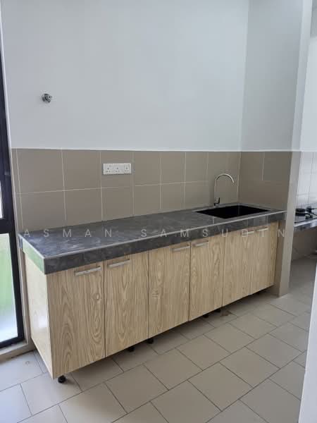 Rumah Teres 2-Tingkat untuk Disewa di Shah Alam (Selangor) - Asman Samsudin - Kitchen - PropertyGuru.com.my
