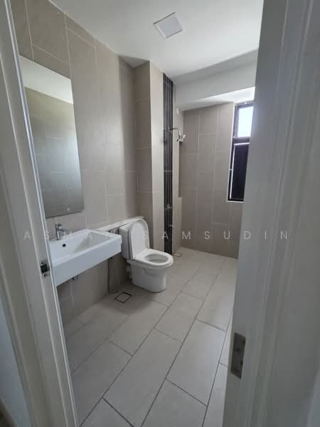 Rumah Teres 2-Tingkat untuk Disewa di Shah Alam (Selangor) - Asman Samsudin - Bathroom - PropertyGuru.com.my