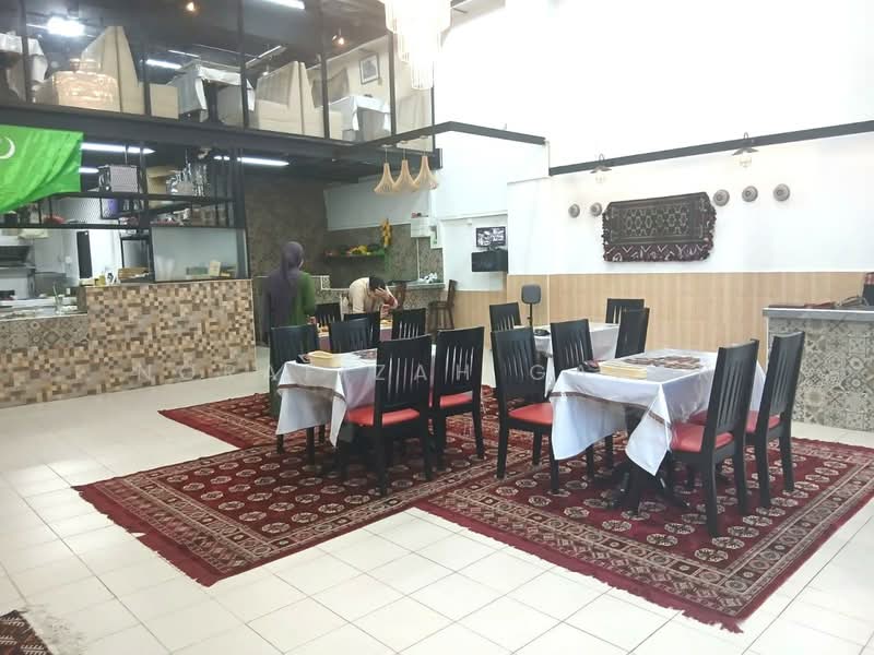 Shop for Rent in Cyberjaya (Selangor) - NoraFizah Gapar - Dining Room - PropertyGuru.com.my
