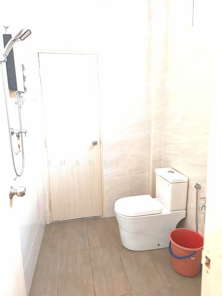 Rumah Teres 2 Tingkat untuk Dijual di Taman Kluang Perdana (Kluang) - Shanel Tee - Bathroom - PropertyGuru.com.my