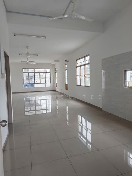 Rumah Teres 2 Tingkat untuk Dijual di Taman Kluang Perdana (Kluang) - Shanel Tee - Living Room - PropertyGuru.com.my
