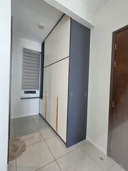 Condominium for Sale at Queens Residences Q2 @ Queens Waterfront - Anthony Loh - Wardrobe - PropertyGuru.com.my