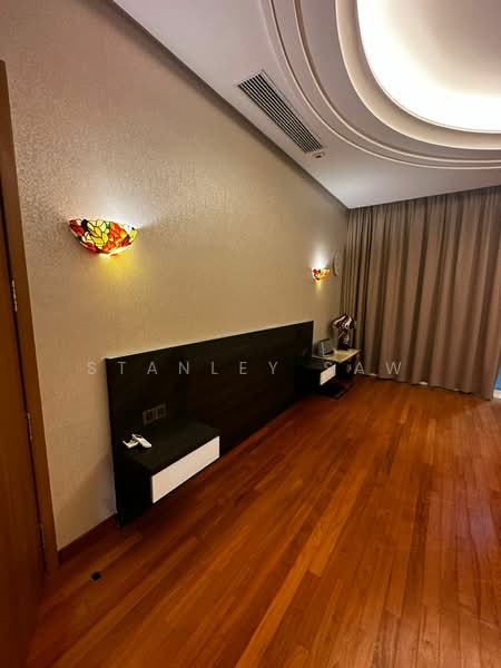 Condominium for Sale at 8 Gurney (The Shore Condominium) - Stanley Saw - Bedroom - PropertyGuru.com.my