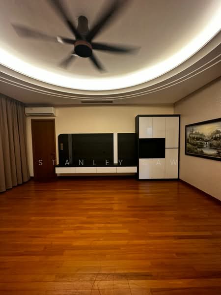 Condominium for Sale at 8 Gurney (The Shore Condominium) - Stanley Saw - Living Room - PropertyGuru.com.my