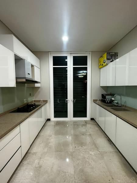 Condominium for Sale at 8 Gurney (The Shore Condominium) - Stanley Saw - Kitchen - PropertyGuru.com.my