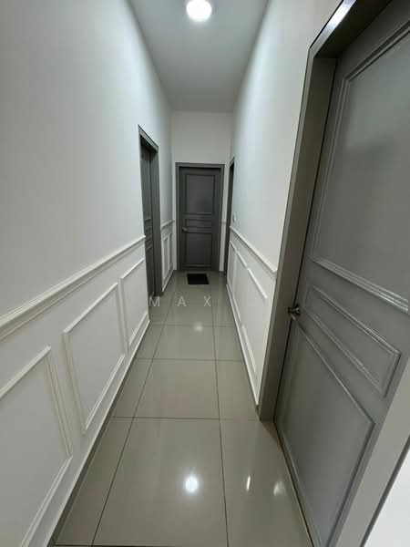 Kondominium untuk Dijual di Upperville @ Melawati - Max . - Corridor - PropertyGuru.com.my