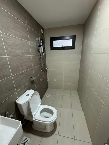 Kondominium untuk Dijual di Upperville @ Melawati - Max . - Bathroom - PropertyGuru.com.my