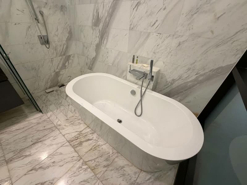 Kediaman Servis untuk Disewa di Banyan Tree Signatures - Calvin Poh - Bathroom - PropertyGuru.com.my