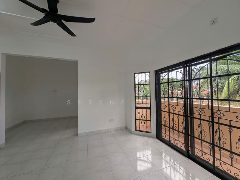 2-storey Terraced House for Sale in Taman Desa Tebrau (Tebrau) - Serene Teh - Living Room - PropertyGuru.com.my