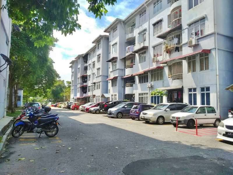 Pangsapuri untuk Dijual di Kiambang Apartment - Jojo Ng - Exterior - PropertyGuru.com.my