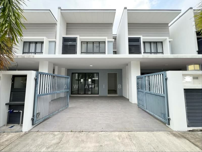Rumah Teres untuk Dijual di Telok Panglima Garang (Selangor) - Salawati Busro - Exterior - PropertyGuru.com.my