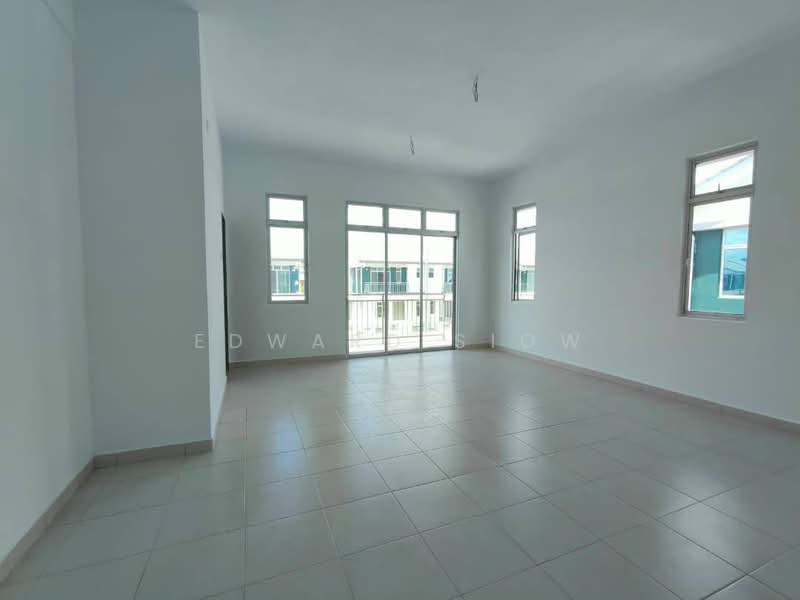 Cluster House for Rent in Taman Pulai Mutiara (Iskandar Puteri (Nusajaya)) - Edward Siow - Living Room - PropertyGuru.com.my