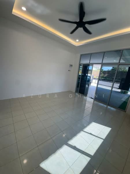 Rumah Berkembar untuk Dijual di Sungai Petani (Kedah) - Azura Ghani - Living Room - PropertyGuru.com.my