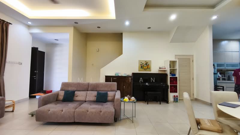 Terraced House for Sale in Bandar Puteri Puchong (Puchong) - Midi Tan - Living Room - PropertyGuru.com.my