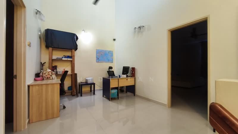 Terraced House for Sale in Bandar Puteri Puchong (Puchong) - Midi Tan - Study - PropertyGuru.com.my