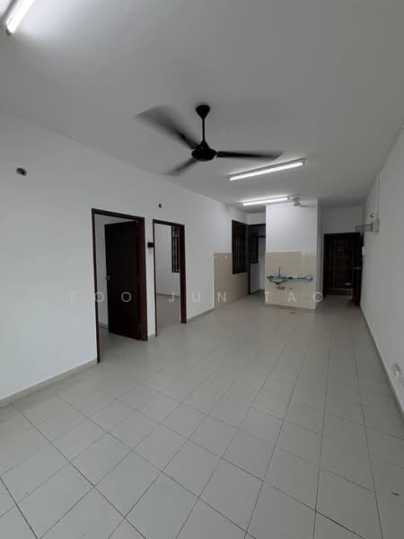 Apartment for Sale at Lake View Suites - Foo Jun Tao - PropertyGuru.com.my