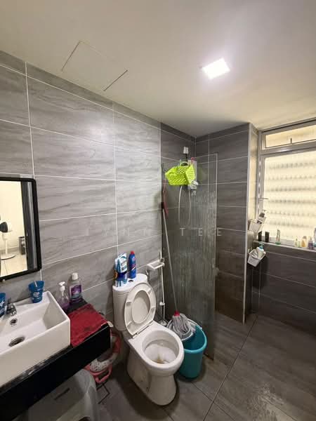 Service Residence for Rent at KSL Residence @ Daya - Lynn Tee - Bathroom - PropertyGuru.com.my