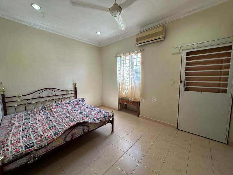 2-storey Terraced House for Sale in Taman Ozana Impian (Bukit Katil) - Tim Piong - Bedroom - PropertyGuru.com.my