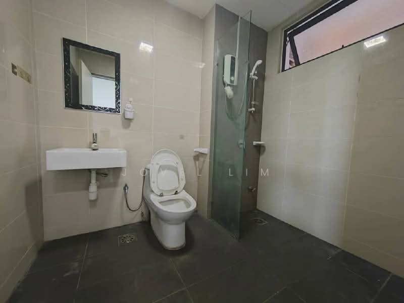 Condominium for Sale at The Raffles Suites - Jovel Lim - Bathroom - PropertyGuru.com.my