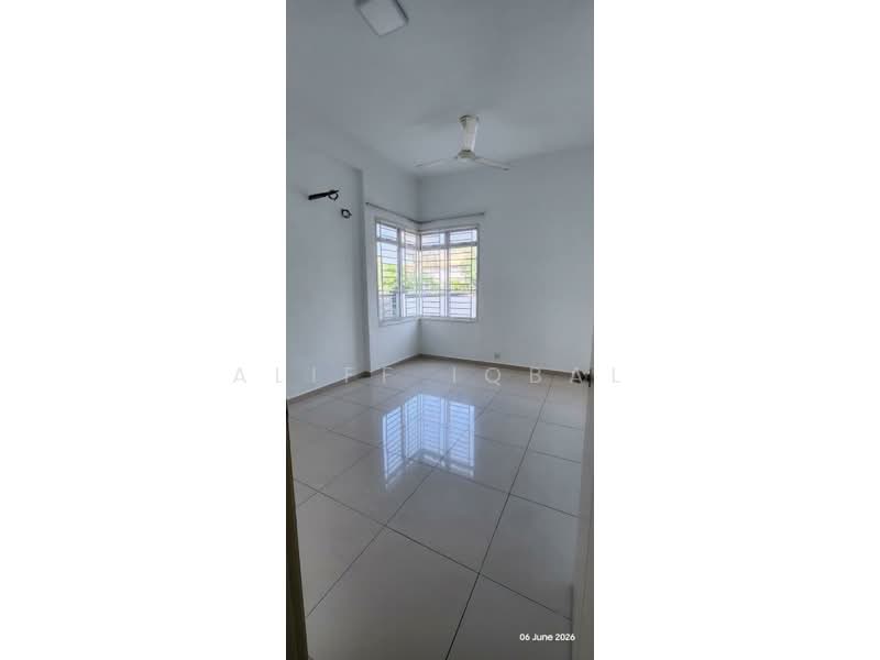 2-storey Terraced House for Rent in Seksyen 8 (Bangi) - Aliff Iqbal - PropertyGuru.com.my