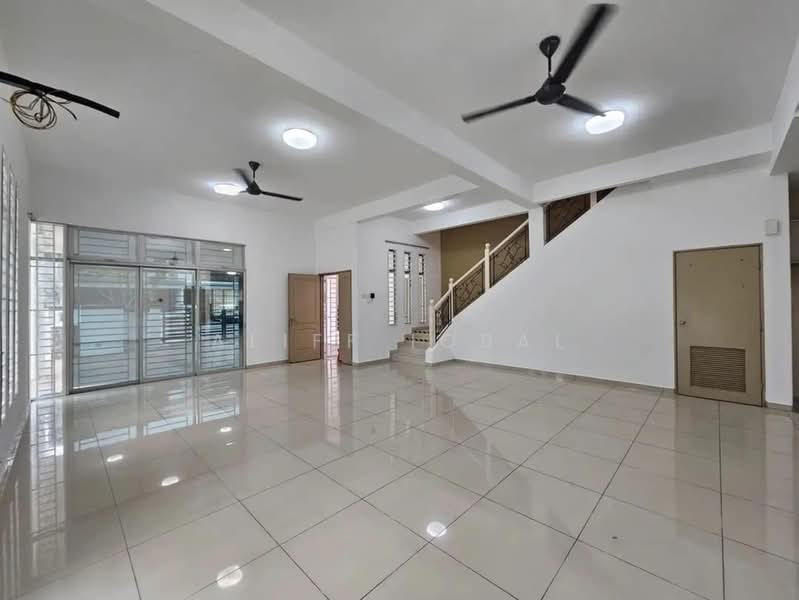2-storey Terraced House for Rent in Seksyen 8 (Bangi) - Aliff Iqbal - PropertyGuru.com.my
