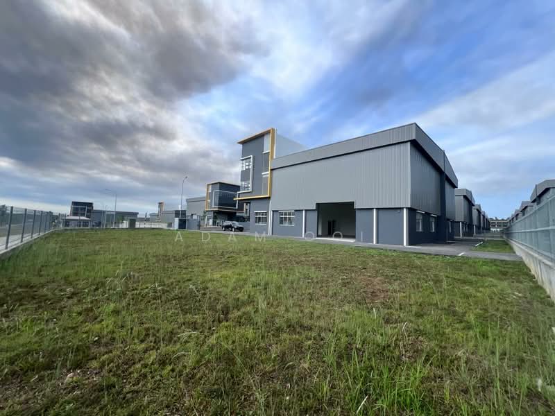 Semi-D Factory for Rent in Nilai (Negeri Sembilan) - Adam Ooi - Exterior - PropertyGuru.com.my