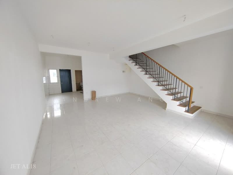 2-storey Terraced House for Sale in Klang (Selangor) - Andrew Ang - Living Room - PropertyGuru.com.my