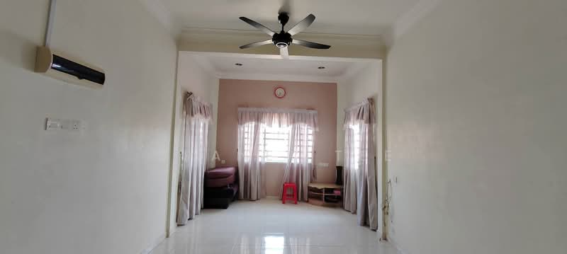 Rumah Teres 2-Tingkat untuk Dijual di Segamat (Johor) - Shanel Tee - Living Room - PropertyGuru.com.my