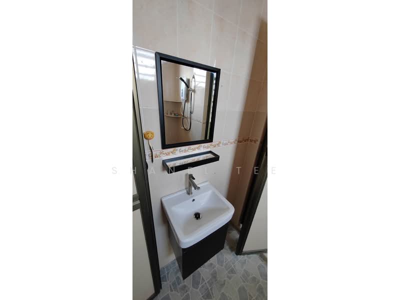 Rumah Teres 2-Tingkat untuk Dijual di Segamat (Johor) - Shanel Tee - Bathroom - PropertyGuru.com.my