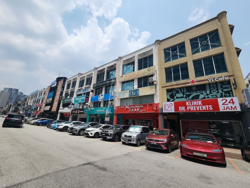 Shop for Rent in BANDAR PUCHONG JAYA (Puchong) - Steven Tan - Exterior - PropertyGuru.com.my
