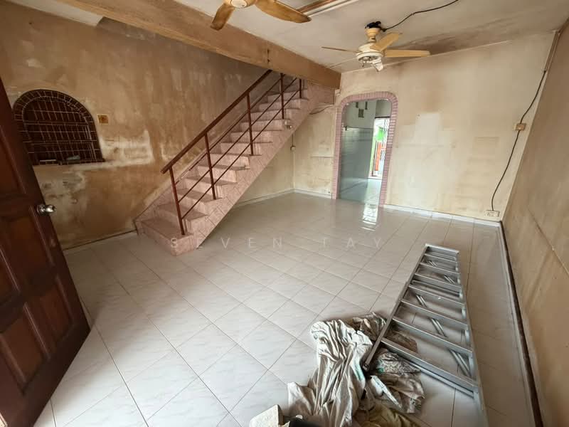 Rumah Teres 2 Tingkat untuk Dijual di Taman Johor Jaya (Johor Bahru) - Seven Tay - PropertyGuru.com.my