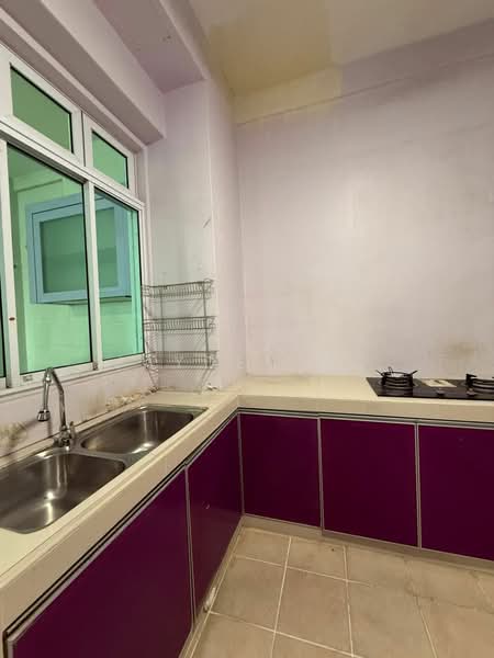 Pangsapuri untuk Dijual di Lagenda Tasek Luxurious Suite - Jayden Ng - Kitchen - PropertyGuru.com.my